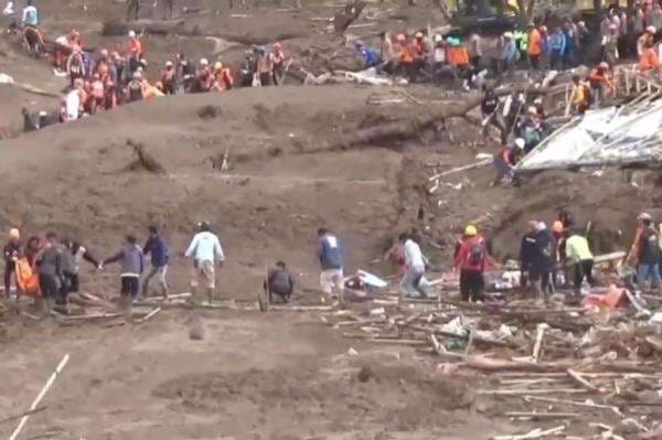 Update Longsor Cisarua Bandung Barat: 40 Jenazah Ditemukan hingga 5 Orang Ditahan Update Longsor Cisarua Bandung Barat: 40 Jenazah Ditemukan hingga 5 Orang Ditahan