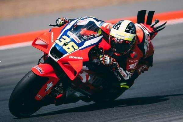 Joan Mir Soroti Gravel Sirkuit Mandalika Usai Jadi Saksi Kecelakaan Marc Marquez-Bezzecchi Joan Mir Soroti Gravel Sirkuit Mandalika Usai Jadi Saksi Kecelakaan Marc Marquez-Bezzecchi