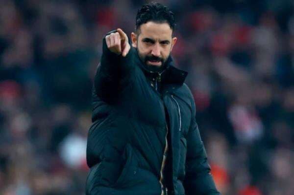 MU Siapkan Rp2,9 Triliun untuk Rekrut Salah Satu Gelandang Terbaik Dunia MU Siapkan Rp2,9 Triliun untuk Rekrut Salah Satu Gelandang Terbaik Dunia