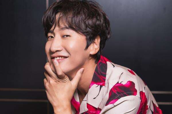 Lee Kwang Soo Jadi Host dalam Pesta Pernikahan Kim Woo Bin dan Shin Min Ah Lee Kwang Soo Jadi Host dalam Pesta Pernikahan Kim Woo Bin dan Shin Min Ah