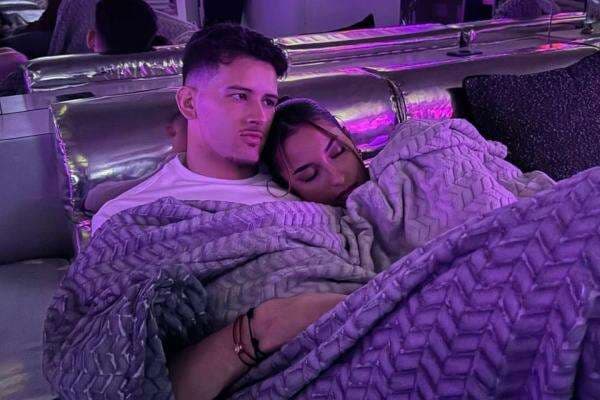 Justin Hubner Ultah, Jennifer Coppen Curhat: Kamu Membawa Cahaya dan Harapan Justin Hubner Ultah, Jennifer Coppen Curhat: Kamu Membawa Cahaya dan Harapan