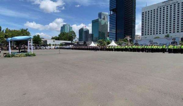 Apel Operasi Zebra, Wakapolda Metro Ungkap 11 Ribu Kecelakaan Terjadi di Januari-Oktober 2025 Apel Operasi Zebra, Wakapolda Metro Ungkap 11 Ribu Kecelakaan Terjadi di Januari-Oktober 2025