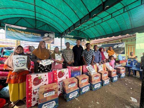 MNC Peduli Salurkan Bantuan Makanan hingga Kasur ke Warga Desa Bengkelang Aceh Tamiang MNC Peduli Salurkan Bantuan Makanan hingga Kasur ke Warga Desa Bengkelang Aceh Tamiang