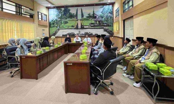 Sowan Pj Bupati Karanganyar, Al Azhar IIBS Pamitan Sowan Pj Bupati Karanganyar, Al Azhar IIBS Pamitan