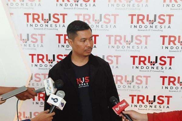 Direktur Eksekutif Trust Indonesia Sebut Biaya Politik Pilkada Sudah Tidak Wajar Direktur Eksekutif Trust Indonesia Sebut Biaya Politik Pilkada Sudah Tidak Wajar