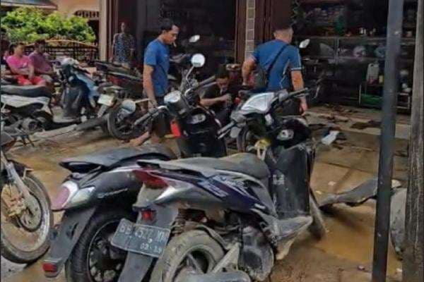 Polda Sumut Buka Layanan Servis Gratis Motor Korban Terdampak Bencana Polda Sumut Buka Layanan Servis Gratis Motor Korban Terdampak Bencana