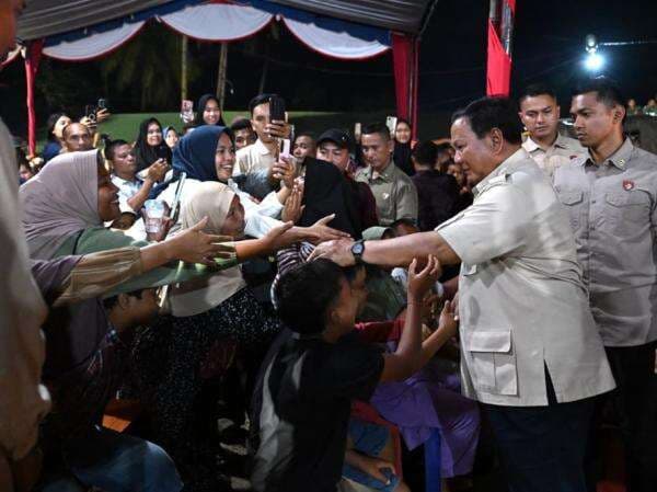 Prabowo Tegaskan Tak Tinggalkan Masyarakat di Tengah Musibah: Kita Bersama-sama Hadapi Kesulitan Prabowo Tegaskan Tak Tinggalkan Masyarakat di Tengah Musibah: Kita Bersama-sama Hadapi Kesulitan