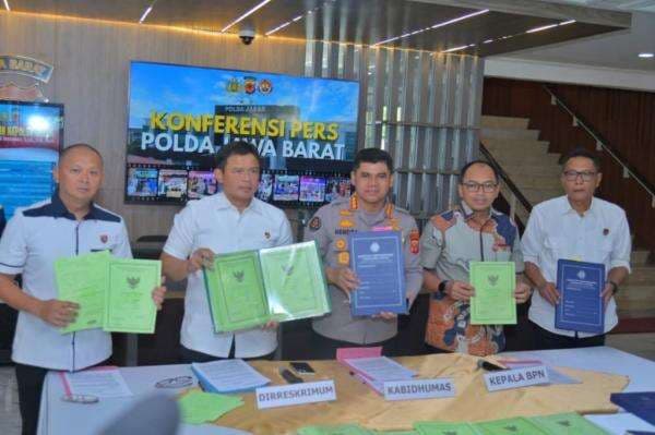 Mafia Tanah di Cianjur Dibongkar Polisi, 1 Tersangka Pemalsuan Dokumen Ditangkap Mafia Tanah di Cianjur Dibongkar Polisi, 1 Tersangka Pemalsuan Dokumen Ditangkap