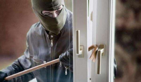 Gasak AC hingga Lampu Kristal, Komplotan Pembobol Hotel di Jakpus Dibekuk Polisi Gasak AC hingga Lampu Kristal, Komplotan Pembobol Hotel di Jakpus Dibekuk Polisi