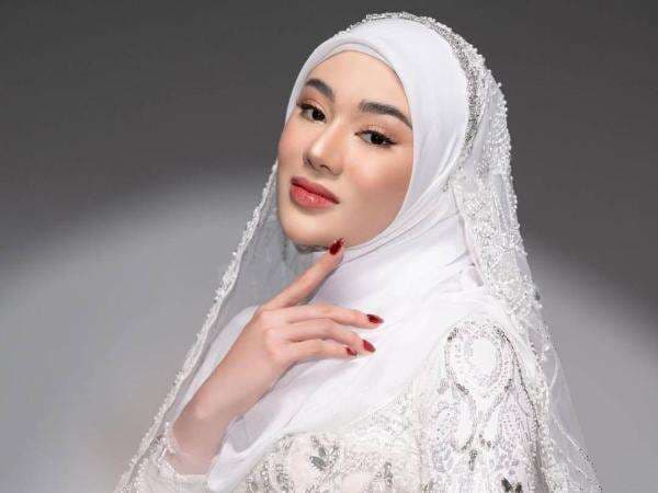 Merasa Dicuekin Suami, Clara Shinta Haus Kasih Sayang Merasa Dicuekin Suami, Clara Shinta Haus Kasih Sayang