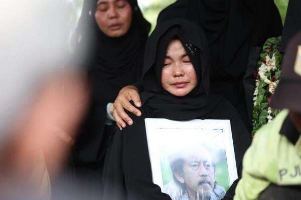 Sedih, Begini Curhatan Kariana Ranau 7 Hari Tanpa Epy Kusnandar Sedih, Begini Curhatan Kariana Ranau 7 Hari Tanpa Epy Kusnandar