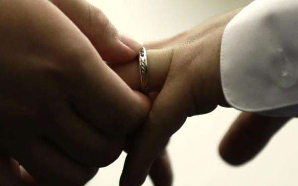 Nikah Siri Adalah Sah Menurut Agama, Tapi Mengapa Tidak Diakui Negara? Nikah Siri Adalah Sah Menurut Agama, Tapi Mengapa Tidak Diakui Negara?