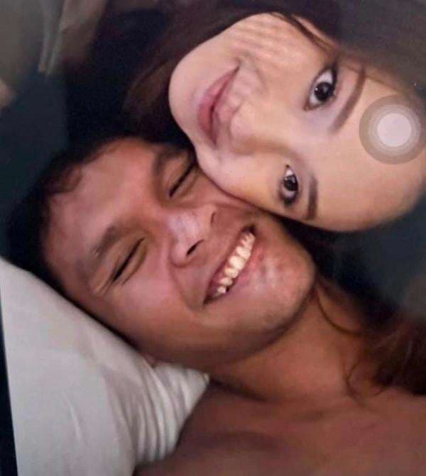 Foto dan Video Perselingkuhan Tersebar, Jule: Saya Benar-Benar Menyesal Foto dan Video Perselingkuhan Tersebar, Jule: Saya Benar-Benar Menyesal