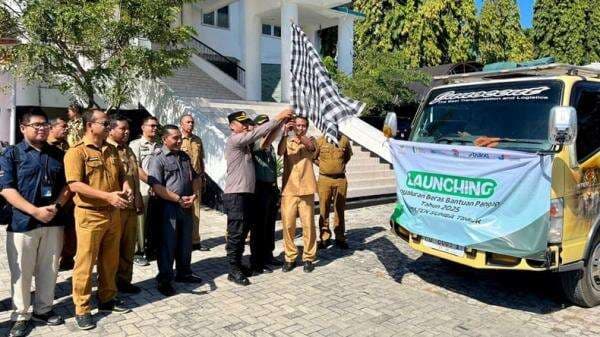 Pemkab Sumba Timur Salurkan 787 Ton Beras CPP untuk 39 Ribu Warga: Wujudkan Ketahanan Pangan Pemkab Sumba Timur Salurkan 787 Ton Beras CPP untuk 39 Ribu Warga: Wujudkan Ketahanan Pangan