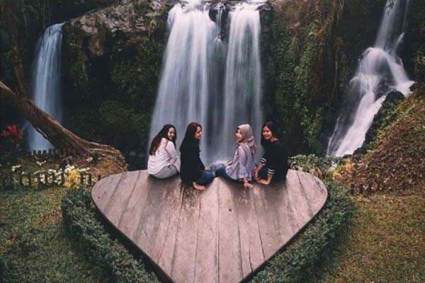 5 Rekomendasi Curug di Baturraden untuk Liburan Bersama Keluarga 5 Rekomendasi Curug di Baturraden untuk Liburan Bersama Keluarga