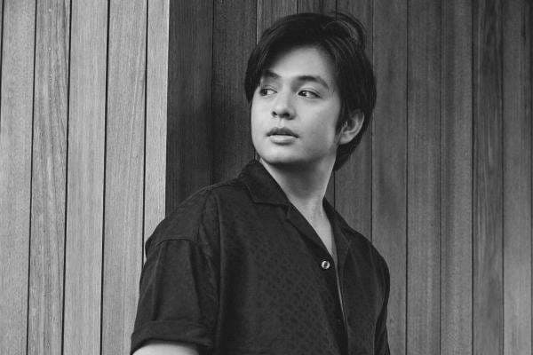 5 Aktor Tampan Pacaran dengan Perempuan Lebih Tua, Ada yang Beda Usia 11 Tahun 5 Aktor Tampan Pacaran dengan Perempuan Lebih Tua, Ada yang Beda Usia 11 Tahun