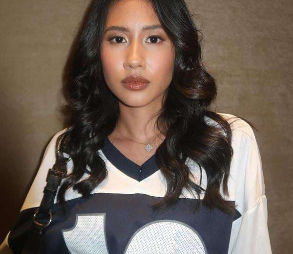 5 Artis Lulusan SMK, Nomor 4 Vokalis Band Gambus dari Jurusan Automotif 5 Artis Lulusan SMK, Nomor 4 Vokalis Band Gambus dari Jurusan Automotif