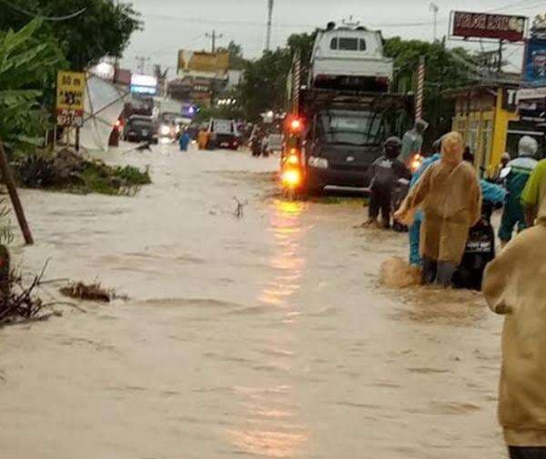 5 Fakta Banjir Tegal Sebabkan 1.400 Warga Mengungsi, Begini Kondisi Terkini 5 Fakta Banjir Tegal Sebabkan 1.400 Warga Mengungsi, Begini Kondisi Terkini