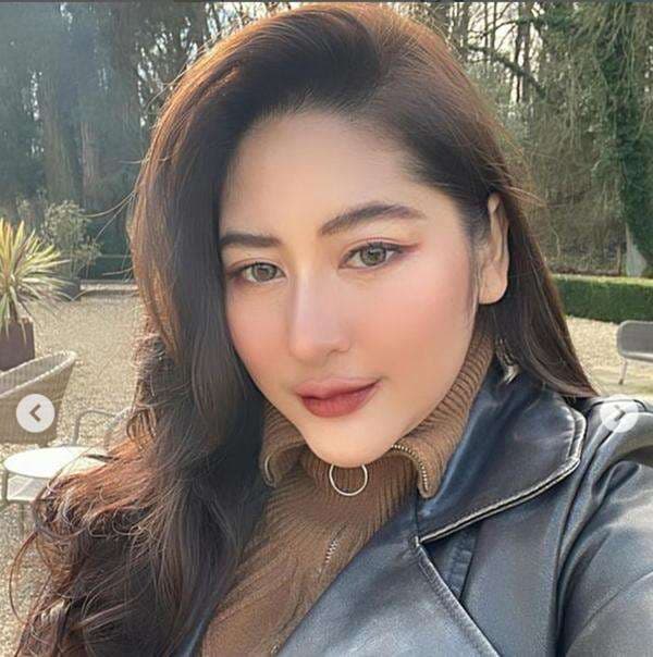 5 Istri Cantik bak Bidadari Legenda Bulu Tangkis Indonesia, Nomor 1 Pemilik Hati Taufik Hidayat! 5 Istri Cantik bak Bidadari Legenda Bulu Tangkis Indonesia, Nomor 1 Pemilik Hati Taufik Hidayat!