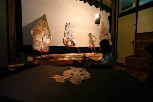 5 Jurusan Kuliah Ini Hanya Ada di Indonesia, Seni Pedalangan hingga Tasawuf Psikoterapi