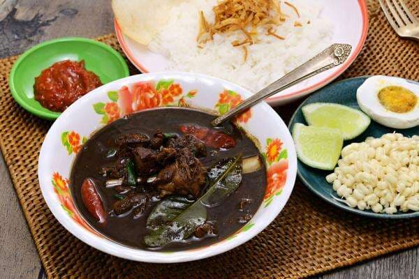 5 Makanan Indonesia Masuk Daftar Hidangan Terbaik di Dunia, Rawon Geser Rendang 5 Makanan Indonesia Masuk Daftar Hidangan Terbaik di Dunia, Rawon Geser Rendang