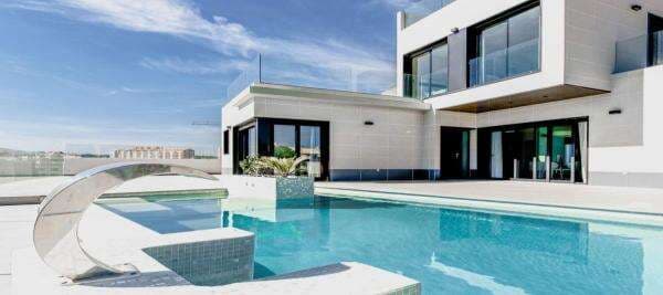 5 Miliarder Dunia yang Sudah Bangun Bunker Anti Kiamat 5 Miliarder Dunia yang Sudah Bangun Bunker Anti Kiamat