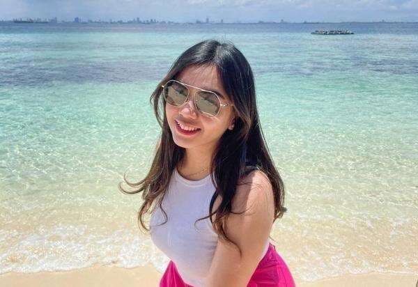 5 Potret Bthari Ayeisha, Perempuan Cantik Diduga Pacar Mayor Teddy 5 Potret Bthari Ayeisha, Perempuan Cantik Diduga Pacar Mayor Teddy