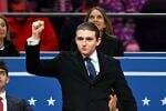 5 Potret Tampan Barron Anak Donald Trump yang Hadiri Pelantikan Presiden Amerika 5 Potret Tampan Barron Anak Donald Trump yang Hadiri Pelantikan Presiden Amerika