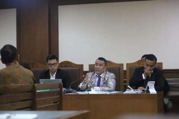 Saksi Ahli CMNP Setujui Argumennya, Hotman Paris: Kurang Pihak, Gugatan Sudah Seharusnya Tak Dapat Diterima Saksi Ahli CMNP Setujui Argumennya, Hotman Paris: Kurang Pihak, Gugatan Sudah Seharusnya Tak Dapat Diterima