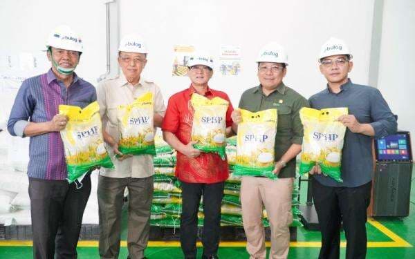 Kendalikan Harga Beras, Bulog Masifkan Penyaluran SPHP di Akhir 2025 Kendalikan Harga Beras, Bulog Masifkan Penyaluran SPHP di Akhir 2025