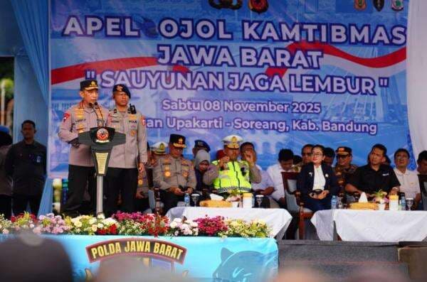 Pimpin Apel Ribuan Ojol Kamtibmas, Kapolri: Jaga Keamanan! Pimpin Apel Ribuan Ojol Kamtibmas, Kapolri: Jaga Keamanan!
