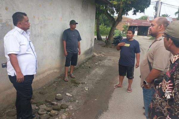 Legislator Perindo Binsar Simarmata Desak Pemkot Medan Perbaiki Jalan Rusak dan Bangun Drainase Legislator Perindo Binsar Simarmata Desak Pemkot Medan Perbaiki Jalan Rusak dan Bangun Drainase