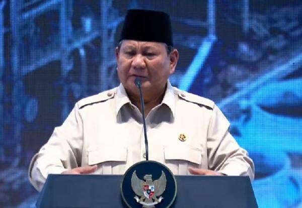 Prabowo Sangkal Isu Takut dengan Jokowi: Nggak Ada Itu! Prabowo Sangkal Isu Takut dengan Jokowi: Nggak Ada Itu!