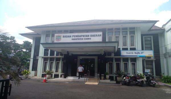 Bapenda Ciamis Cetak 1.360.000 Lembar SPPT PBB, Nilai Tagihannya Rp29,7 Miliar Bapenda Ciamis Cetak 1.360.000 Lembar SPPT PBB, Nilai Tagihannya Rp29,7 Miliar