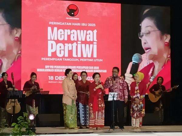 Donasi Korban Bencana Sumatera, Megawati Perintahkan Pramono Sumbang Rp2 Miliar Donasi Korban Bencana Sumatera, Megawati Perintahkan Pramono Sumbang Rp2 Miliar
