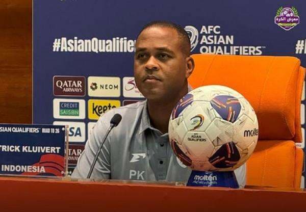 3 Pemain Timnas Indonesia Baru Datang H-1 Lawan Arab Saudi, Patrick Kluivert: Saya Takkan Cari Alasan! 3 Pemain Timnas Indonesia Baru Datang H-1 Lawan Arab Saudi, Patrick Kluivert: Saya Takkan Cari Alasan!