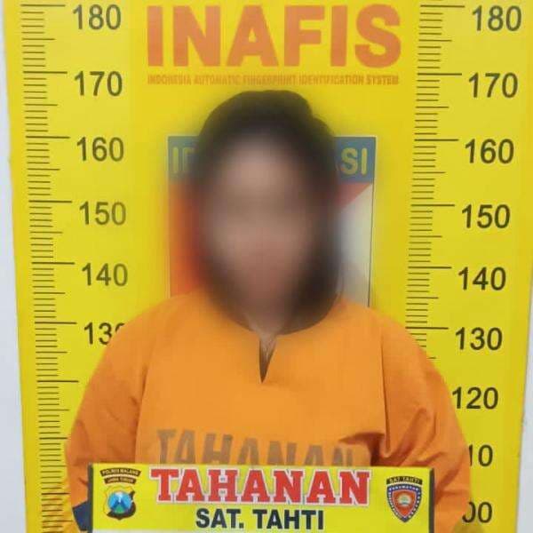 Akun hot51 Terbongkar, Pasutri di Malang Live Streaming Adegan Intim Akun hot51 Terbongkar, Pasutri di Malang Live Streaming Adegan Intim