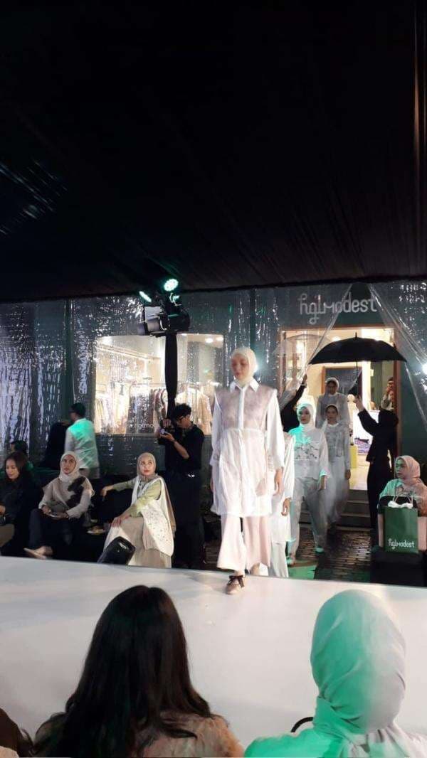 Tampil Cantik Ala HGL Modest Saat Hari Raya Idul Fitri, Ini Panduan dan Tipsnya Tampil Cantik Ala HGL Modest Saat Hari Raya Idul Fitri, Ini Panduan dan Tipsnya