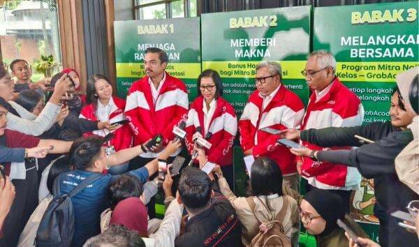 Grab Gelontorkan Rp100 Miliar untuk Pengemudi, Ini Tanggapan Pemerintah Grab Gelontorkan Rp100 Miliar untuk Pengemudi, Ini Tanggapan Pemerintah
