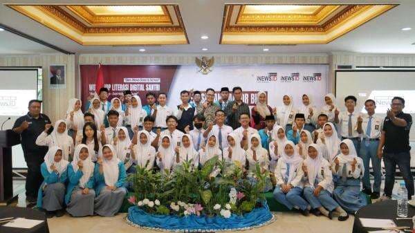 Workshop Literasi Digital Santri di Jombang, Kenalkan Siswa Strategi Hobi jadi Cuan Workshop Literasi Digital Santri di Jombang, Kenalkan Siswa Strategi Hobi jadi Cuan