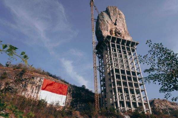 Usai OTT Bupati Sugiri, KPK Usut Dugaan Korupsi Proyek Monumen Reog Ponorogo Usai OTT Bupati Sugiri, KPK Usut Dugaan Korupsi Proyek Monumen Reog Ponorogo