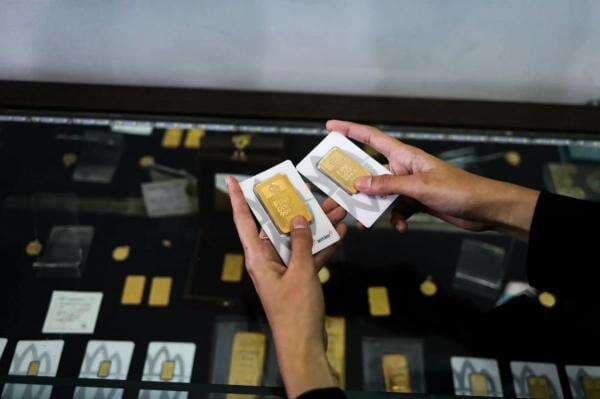 Harga Emas Antam Tembus Rp2,06 Juta per Gram, Sentuh Level Tertinggi dalam Sejarah Harga Emas Antam Tembus Rp2,06 Juta per Gram, Sentuh Level Tertinggi dalam Sejarah