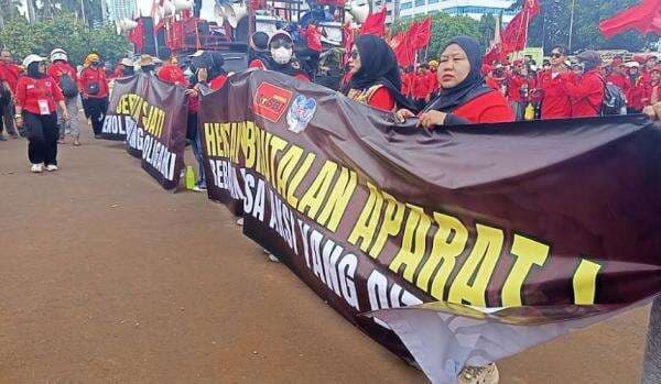 Kasbi Desak DPR Segera Bahas UU Ketenagakerjaan Baru dengan Libatkan Buruh Kasbi Desak DPR Segera Bahas UU Ketenagakerjaan Baru dengan Libatkan Buruh