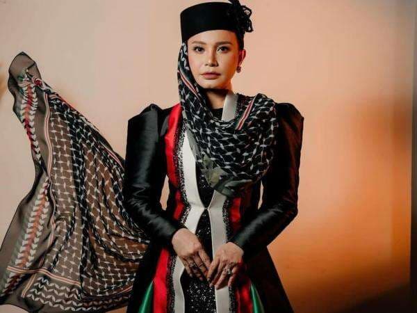 Rossa Donasikan Rp500 Juta untuk Korban Banjir Sumatra: Semoga Meringankan Beban Rossa Donasikan Rp500 Juta untuk Korban Banjir Sumatra: Semoga Meringankan Beban