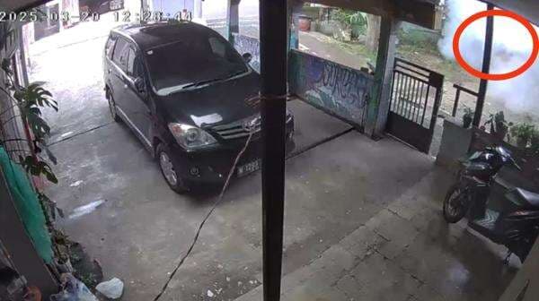 5 Anak Terluka Parah Kena Ledakan Petasan di Malang 5 Anak Terluka Parah Kena Ledakan Petasan di Malang