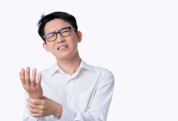 Sering Kesemutan Jadi Gejala Awal Kanker Tulang, Ini Kata Dokter! Sering Kesemutan Jadi Gejala Awal Kanker Tulang, Ini Kata Dokter!