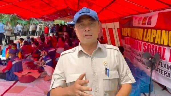 Presiden Gelar Rapat Terbatas Bahas Persiapan Nataru di Sela-Sela Kunjungan ke Sumatera dan Aceh Presiden Gelar Rapat Terbatas Bahas Persiapan Nataru di Sela-Sela Kunjungan ke Sumatera dan Aceh