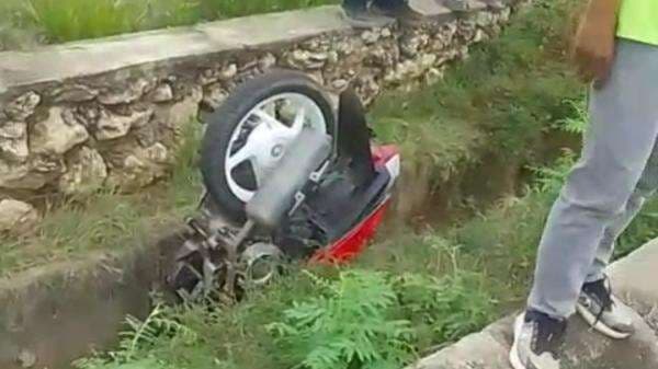 Kronologi Kecelakaan Tunggal di Jalur Dua Bandara Tampa Padang, Korban Meninggal Dunia Kronologi Kecelakaan Tunggal di Jalur Dua Bandara Tampa Padang, Korban Meninggal Dunia