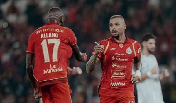 Penalti Gustavo Almeida Bawa Persija Ungguli Madura United di Babak Pertama Penalti Gustavo Almeida Bawa Persija Ungguli Madura United di Babak Pertama