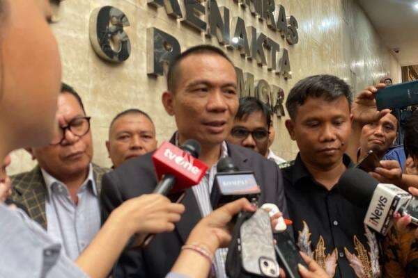 Rismon Sianipar Tak Terima Dituduh Edit Ijazah Jokowi: yang Kami Lakukan Ada Ilmunya! Rismon Sianipar Tak Terima Dituduh Edit Ijazah Jokowi: yang Kami Lakukan Ada Ilmunya!